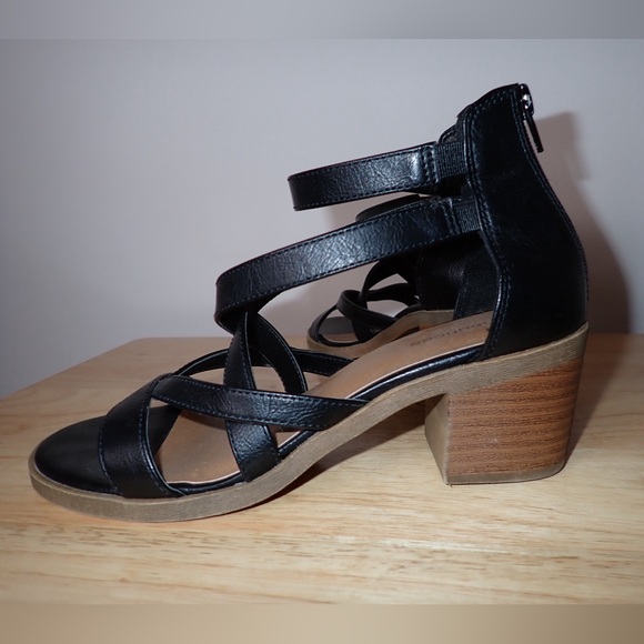 Maurices Womens Zipper Block Heel Ankle Strap Open Toe Sandals Black - Picture 6 of 11